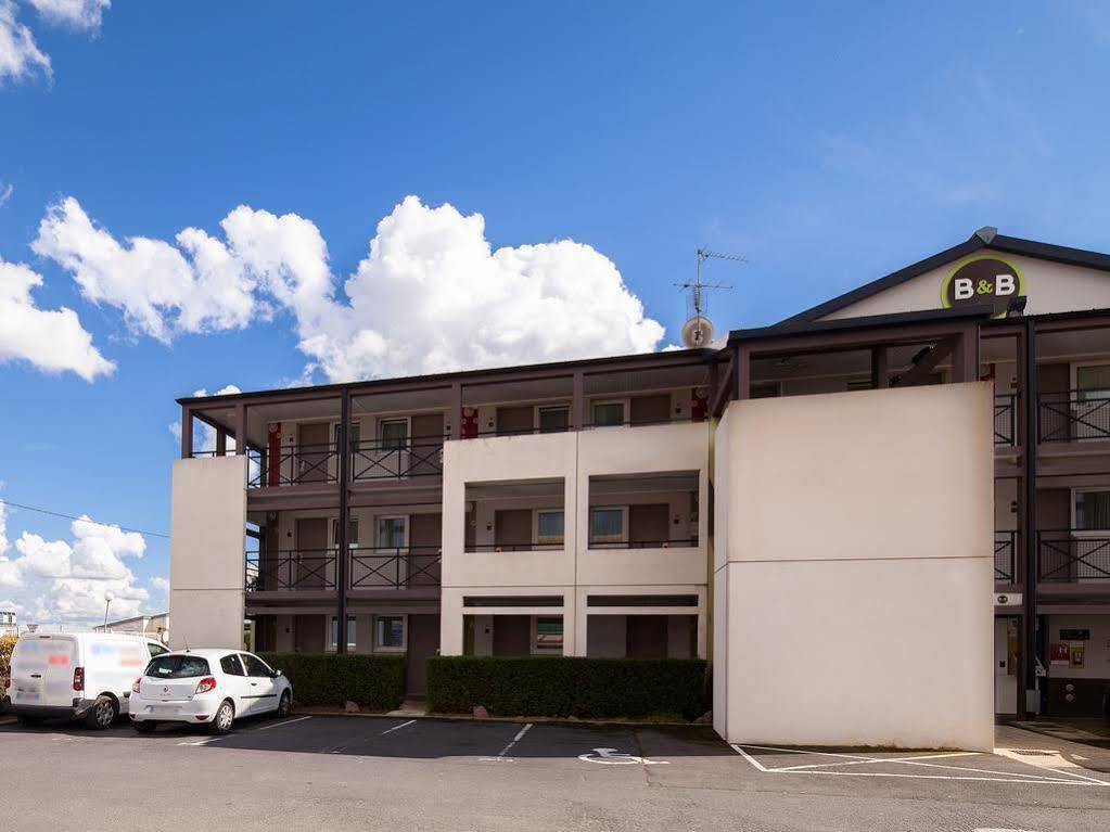 Hotel Carnac 2*